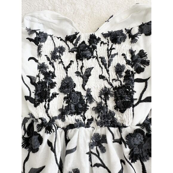 Anthropologie Dress Size 8 Black White Sabrina Puff-Sleeve Floral Applique Mini - Picture 5 of 15